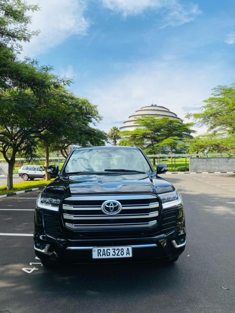 Toyota Land Cruiser V8 rental in Rwanda