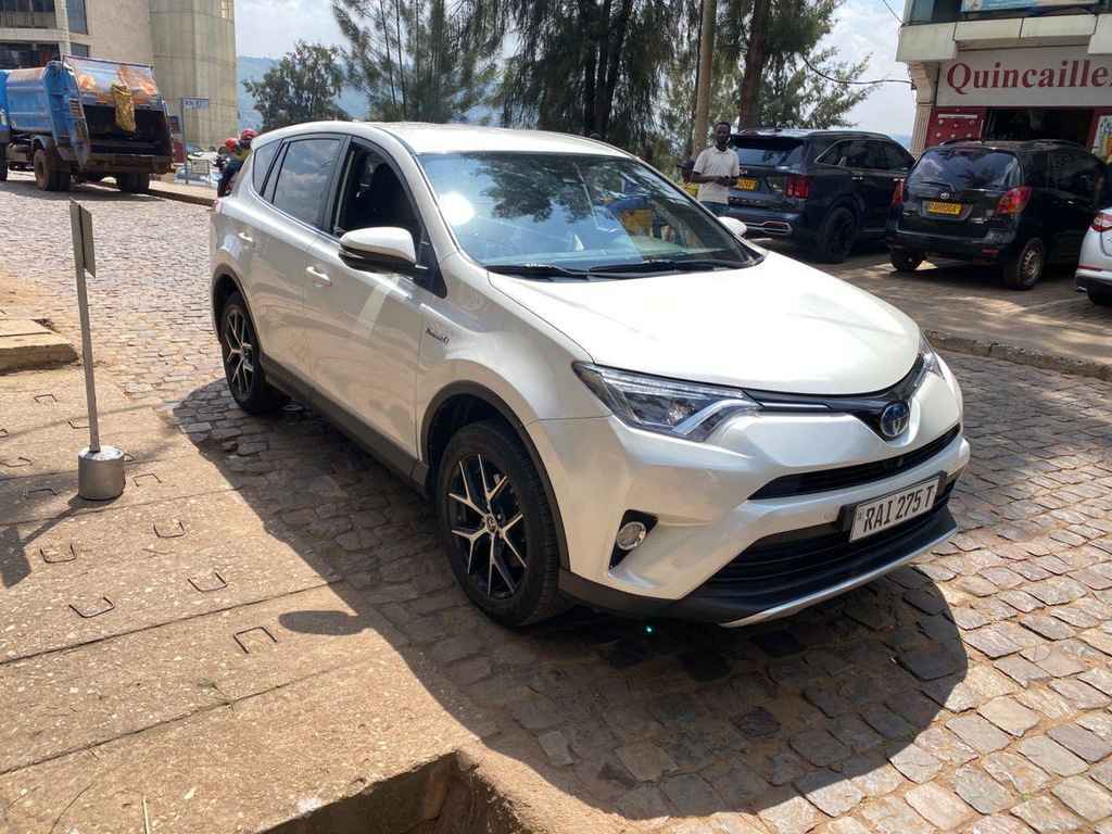 Rent a car in Kigali without a driveAffordable self-drive car rental in Rwanda with an SUVs